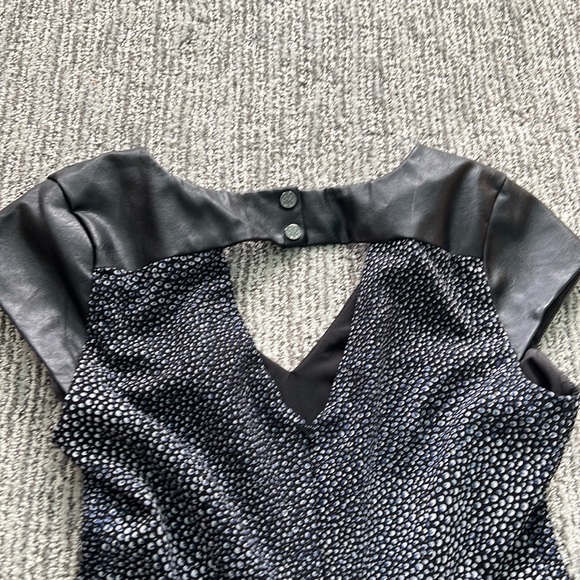 Guess Dress - Picture 8 of 12